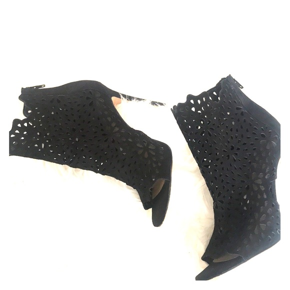 Aldo Shoes - Black Aldo heels